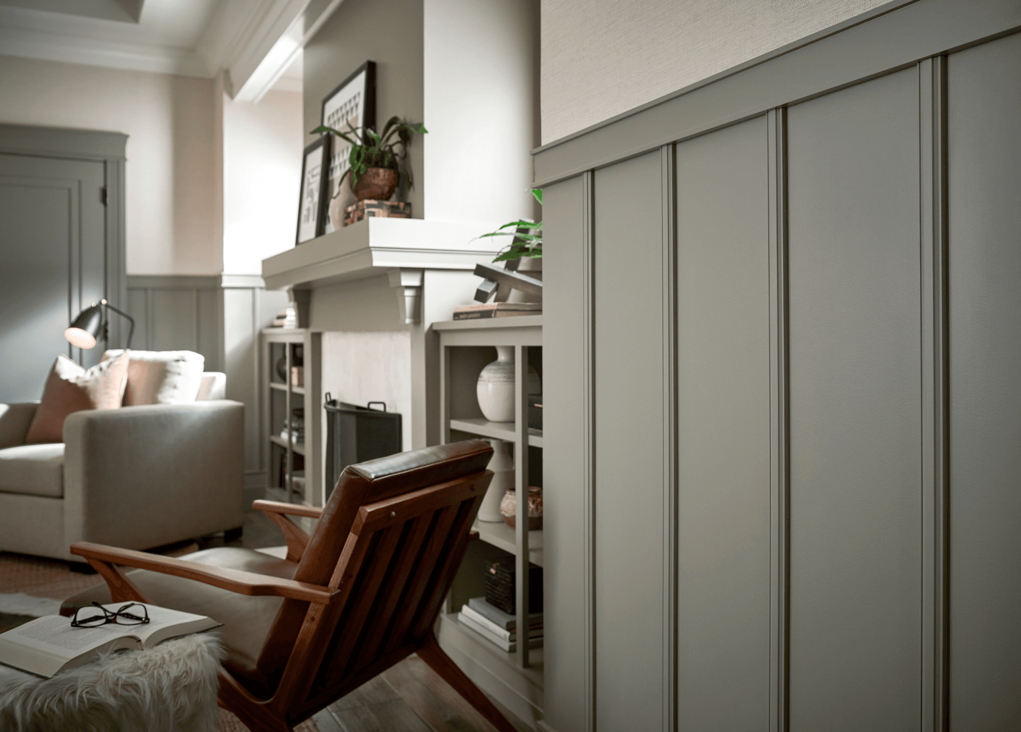 Option M - Contemporary Craftsman - Living Room - Wainscot - 2021