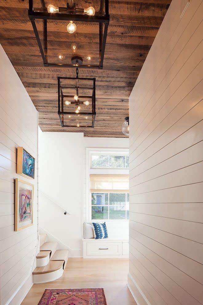 Choose a Wood-Grain Style to Complement Shiplap Walls