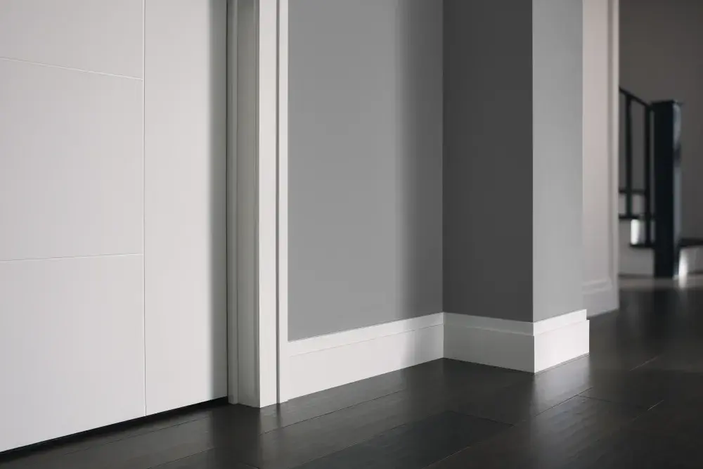 Option M - Minimalist - Living Room - Baseboard - 2022